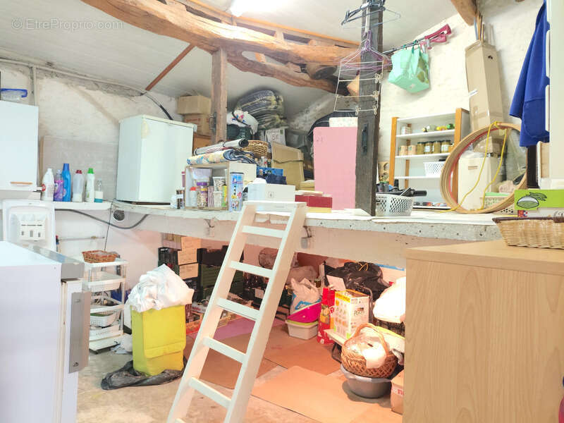 Maison à PREGUILLAC