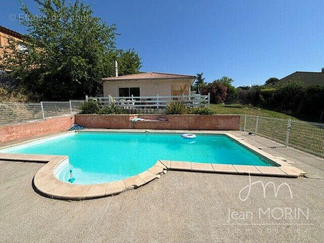 Maison 116 m² à Saint-Julien-En-Saint-Alban  - photo 3