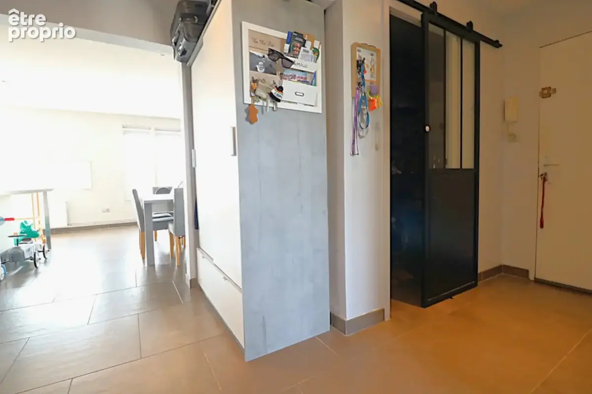 Appartement T4 de 90 m² avec terrasse + garage + cave - photo 6