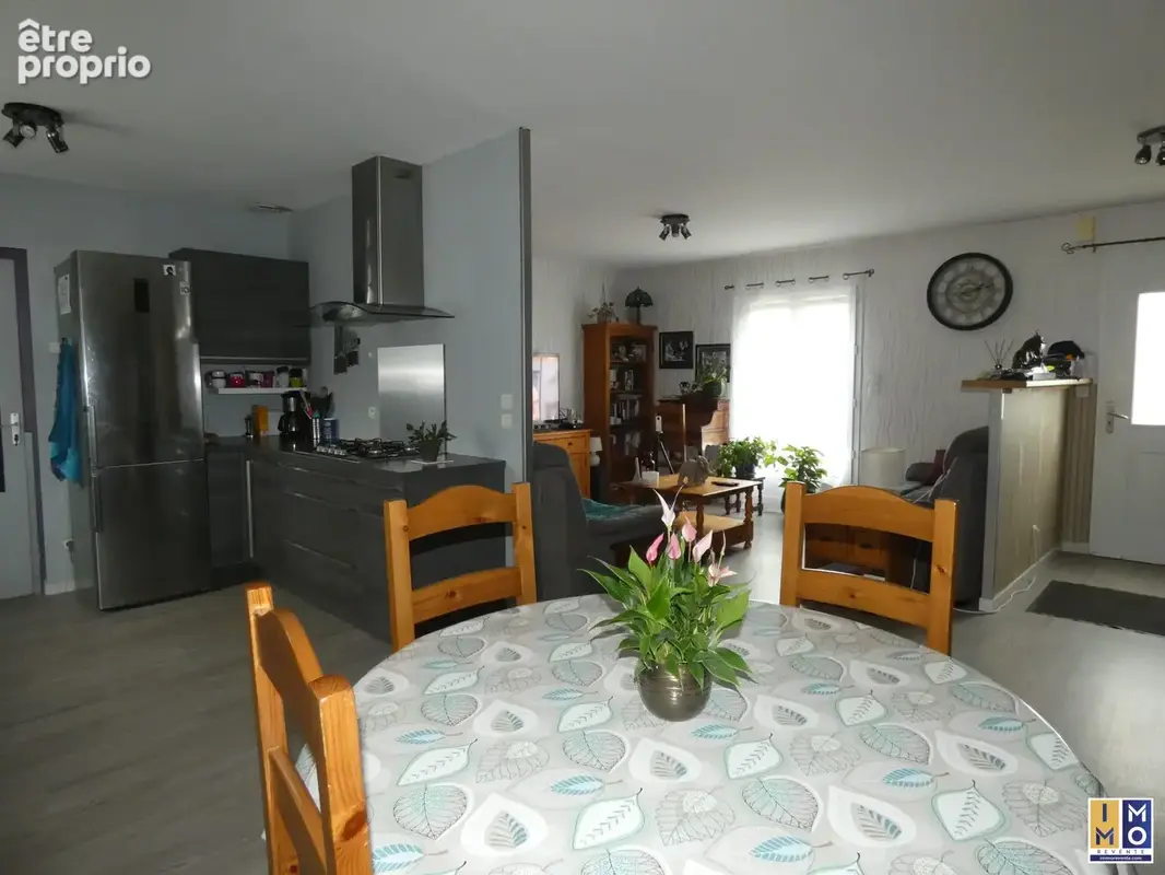 Maison 4 pièces 87 m² à vendre à Avord (18520) - photo 3