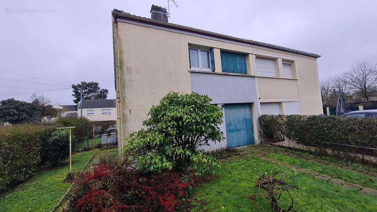 Maison à GONESSE