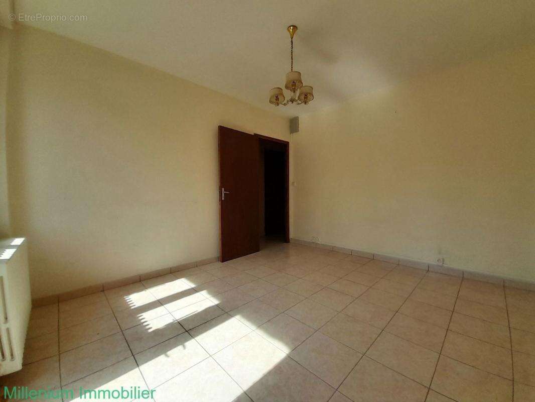 Appartement à CARMAUX