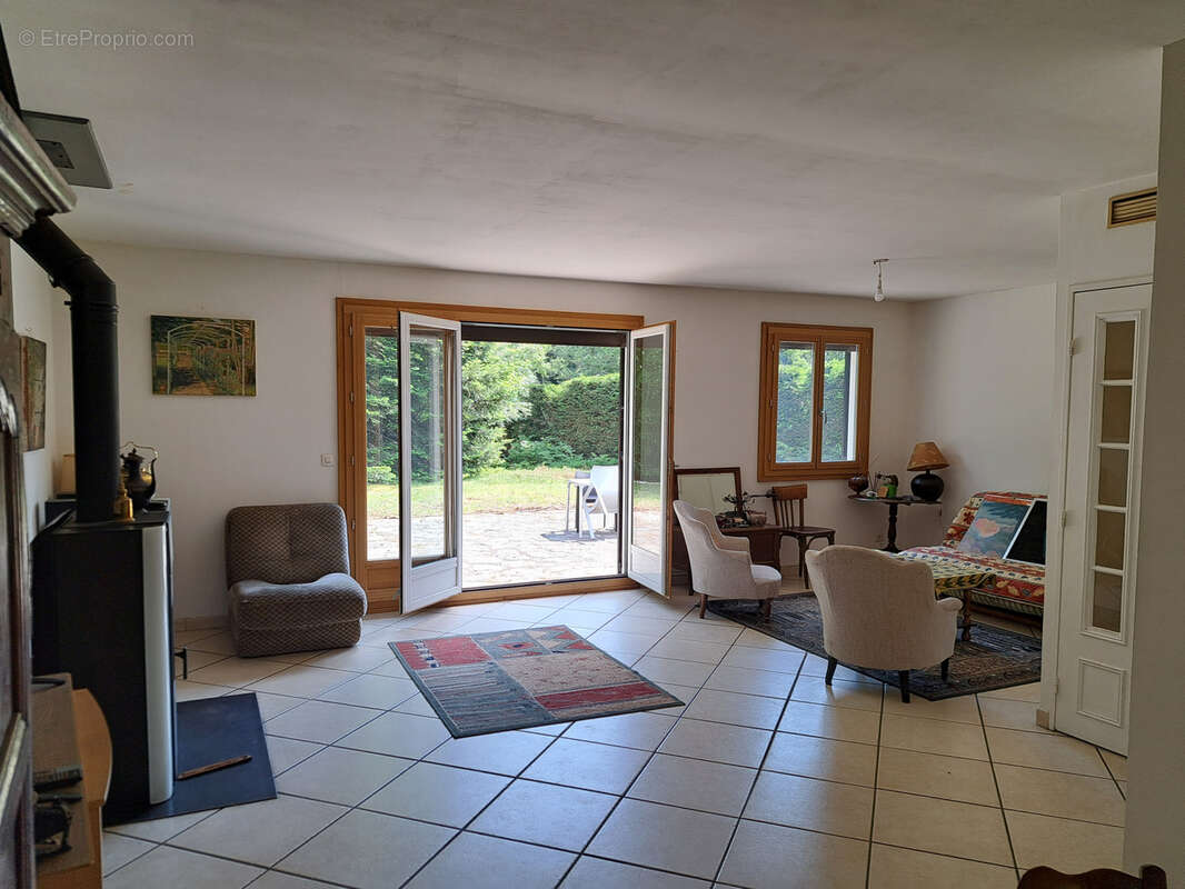Maison à LE CHAMBON-SUR-LIGNON