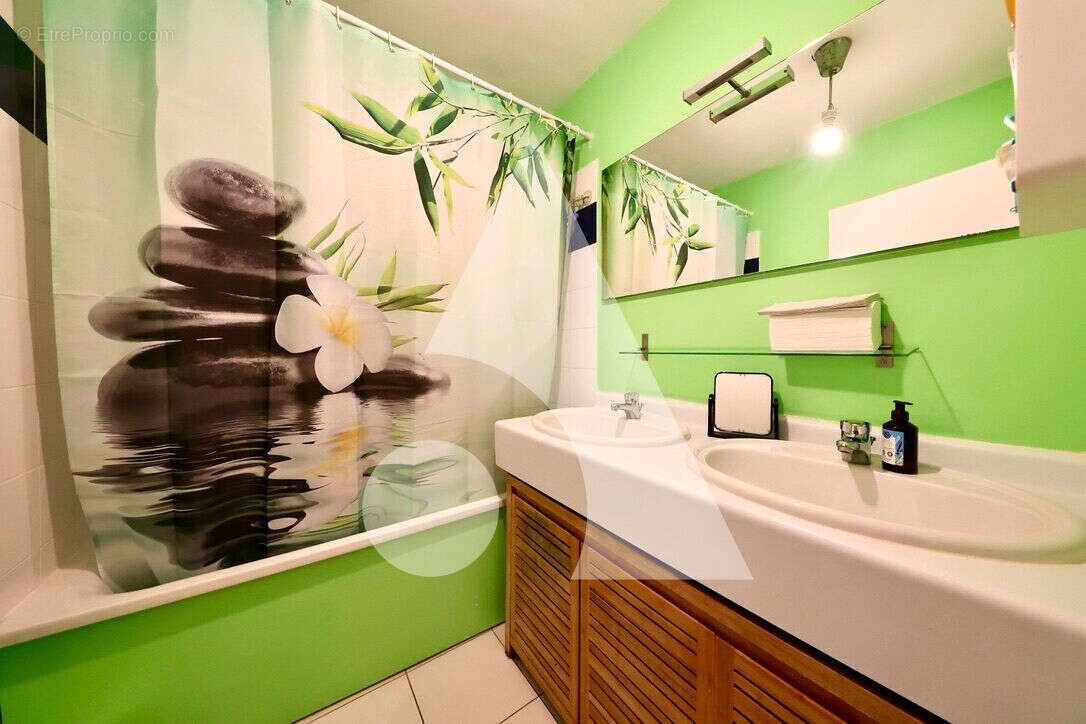 Appartement à CORBEIL-ESSONNES