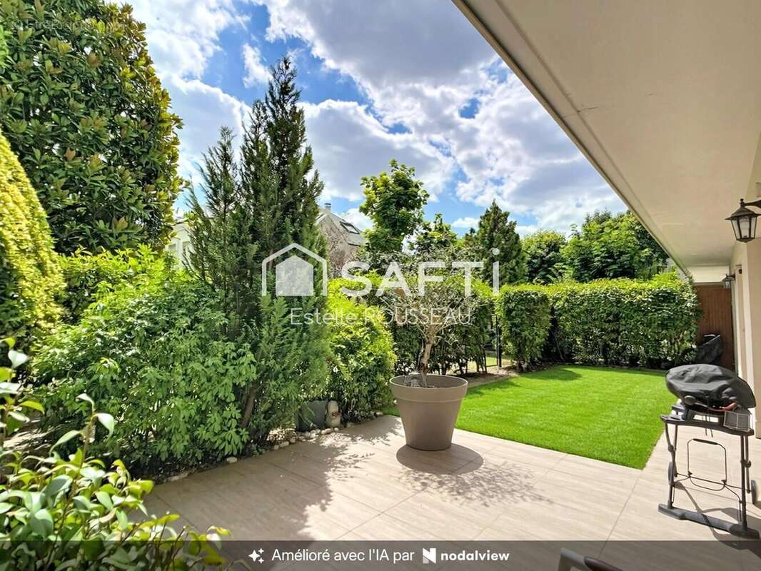 Appartement 118 m² à Saint-Maur-Des-Fosses  - photo 3