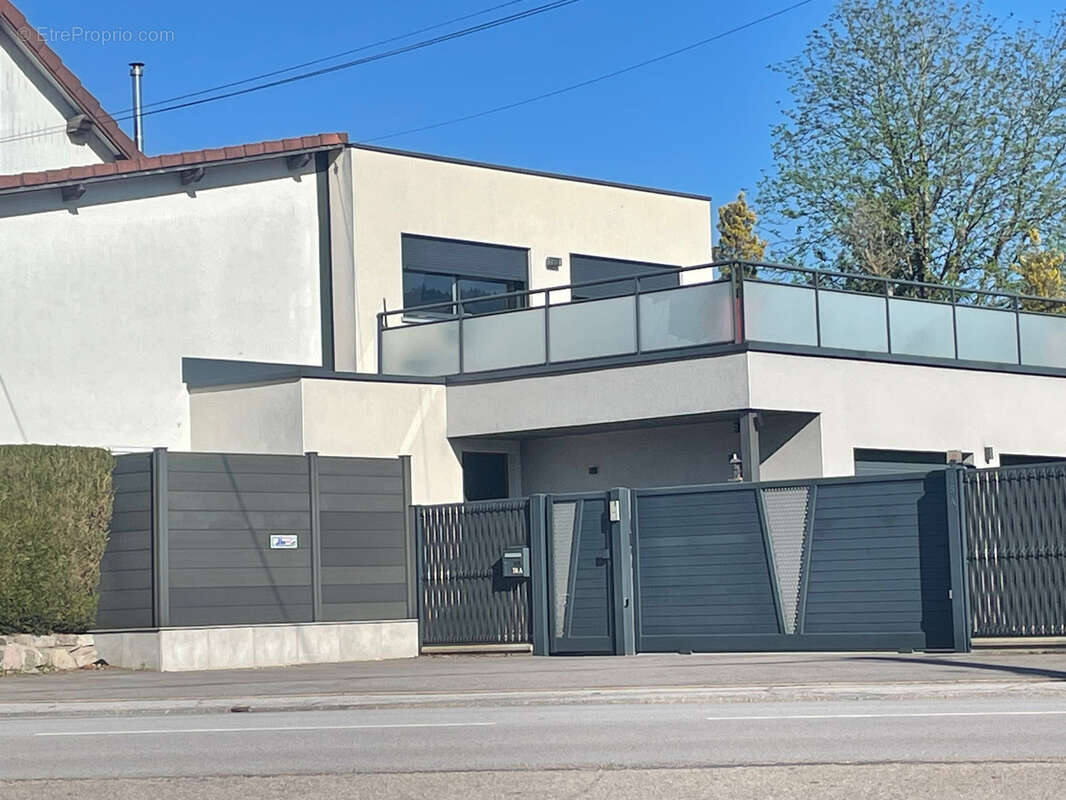 Maison à SAINT-ETIENNE-LES-REMIREMONT