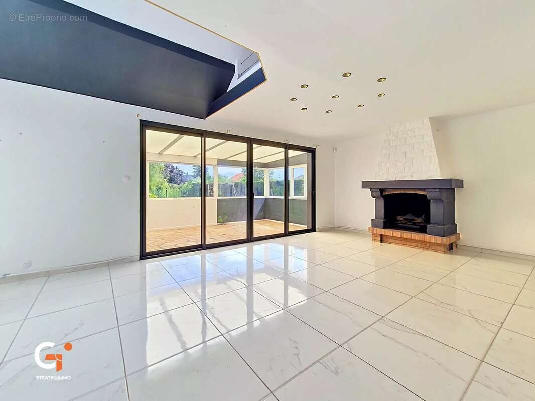 Maison 4 chambres - BOSGOUET - photo 3