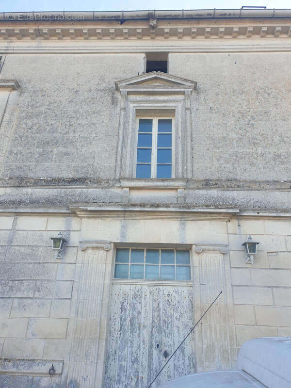 Maison à BARBEZIEUX-SAINT-HILAIRE