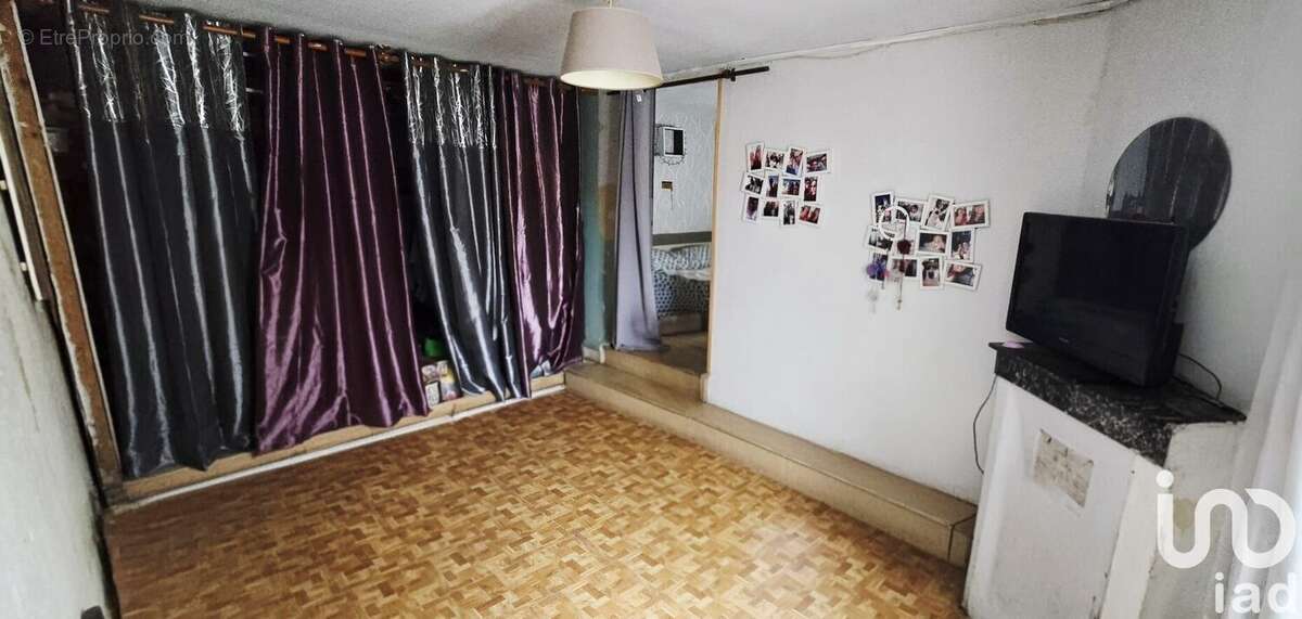 Photo 5 - Maison à LONGPERRIER