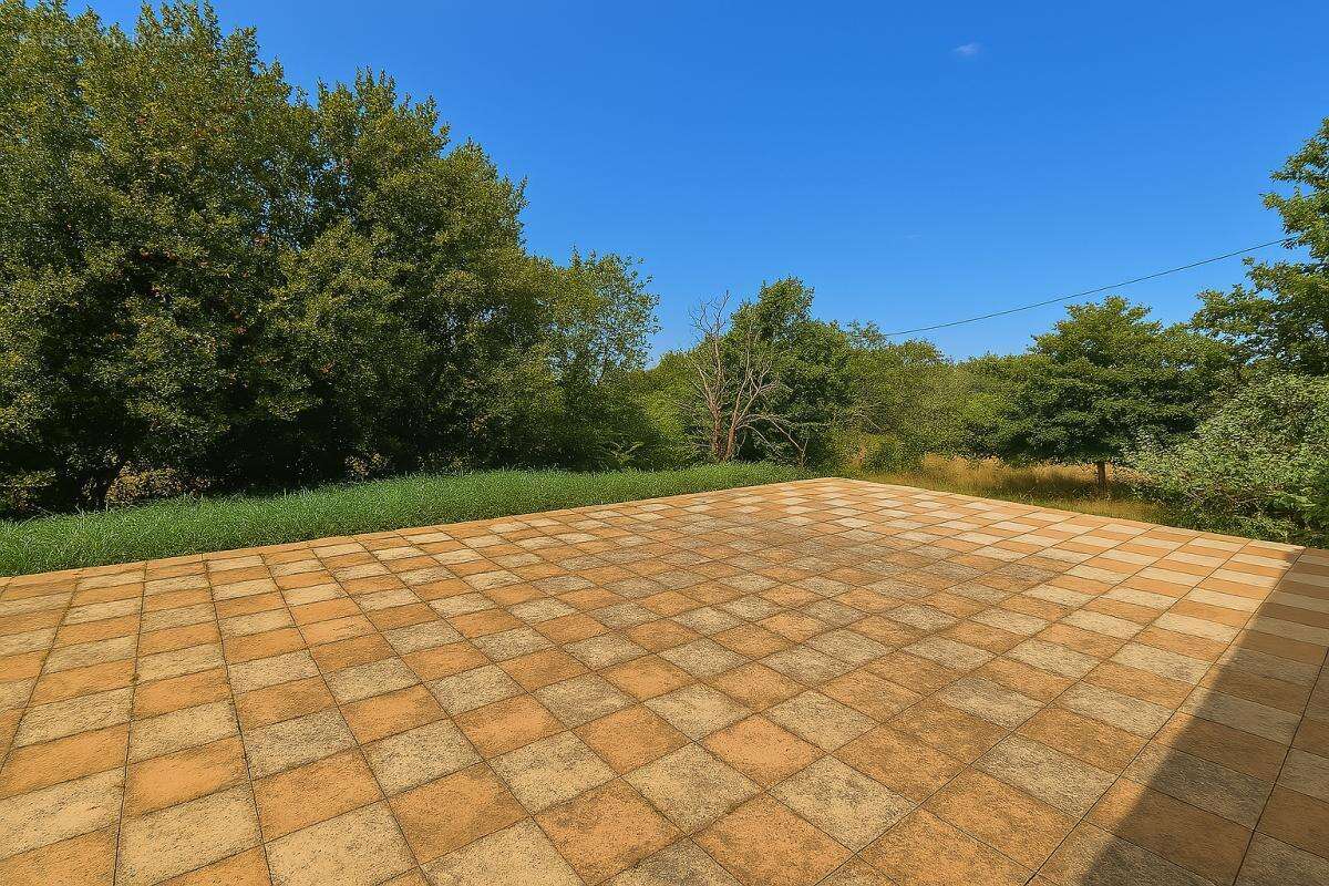 Maison à LES FOUGERETS