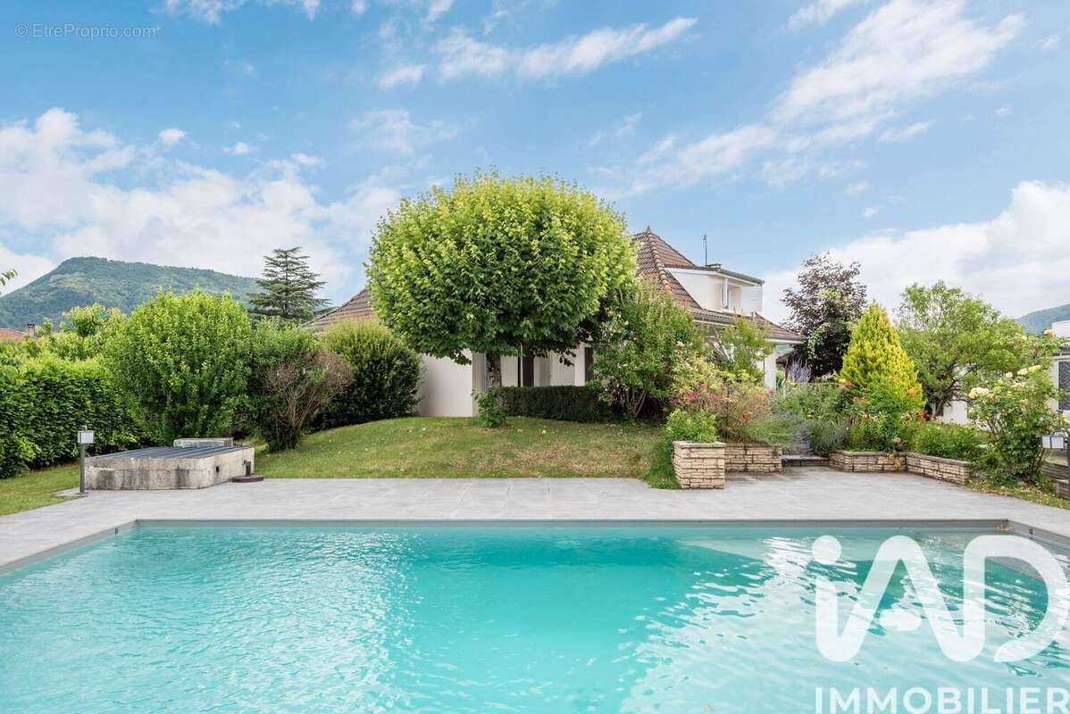 Photo 2 - Maison à COUBLEVIE