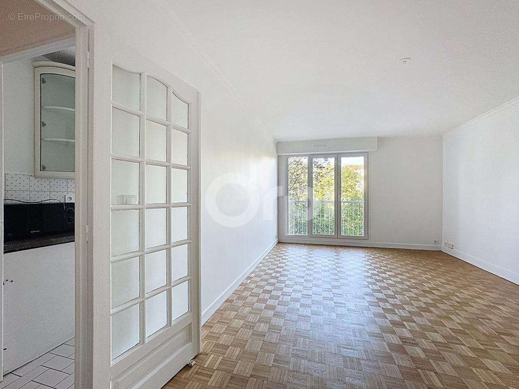Appartement à FONTENAY-SOUS-BOIS