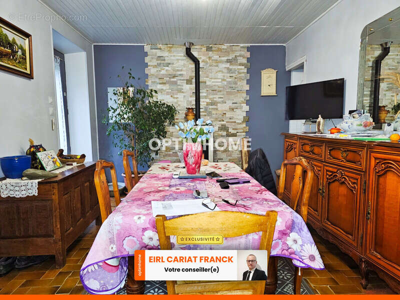 Maison à SAINT-ETIENNE-DE-FURSAC