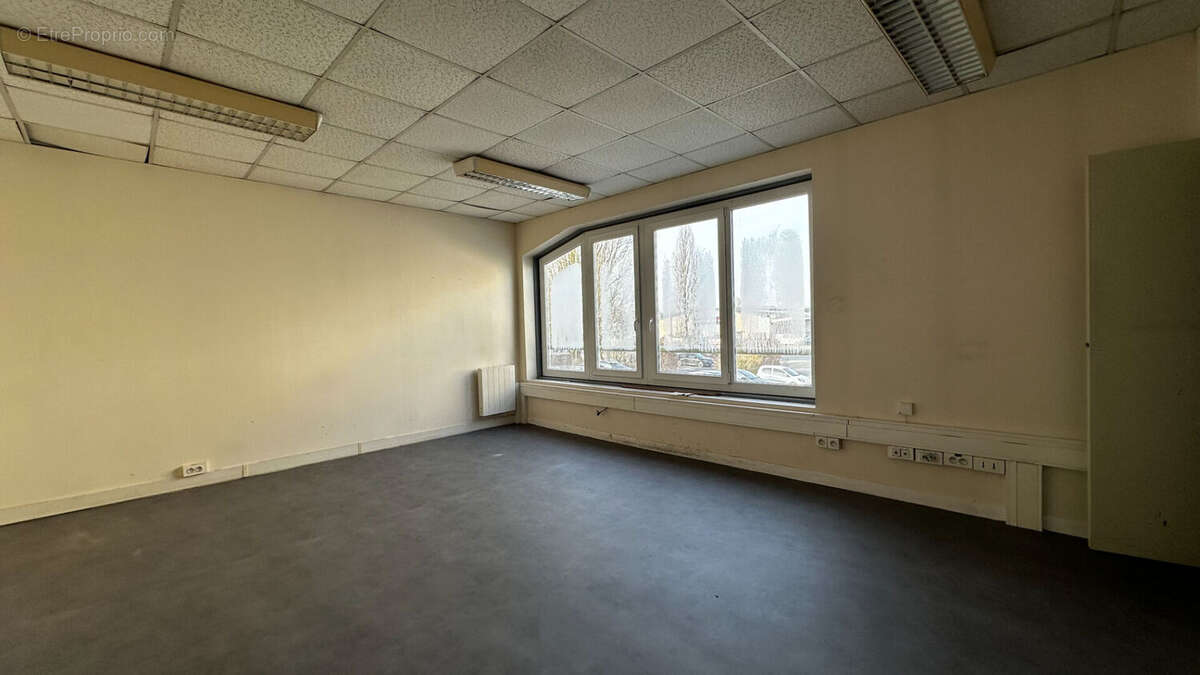 Autre à NOGENT-SUR-OISE