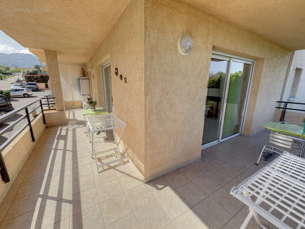 Appartement à SAN-NICOLAO