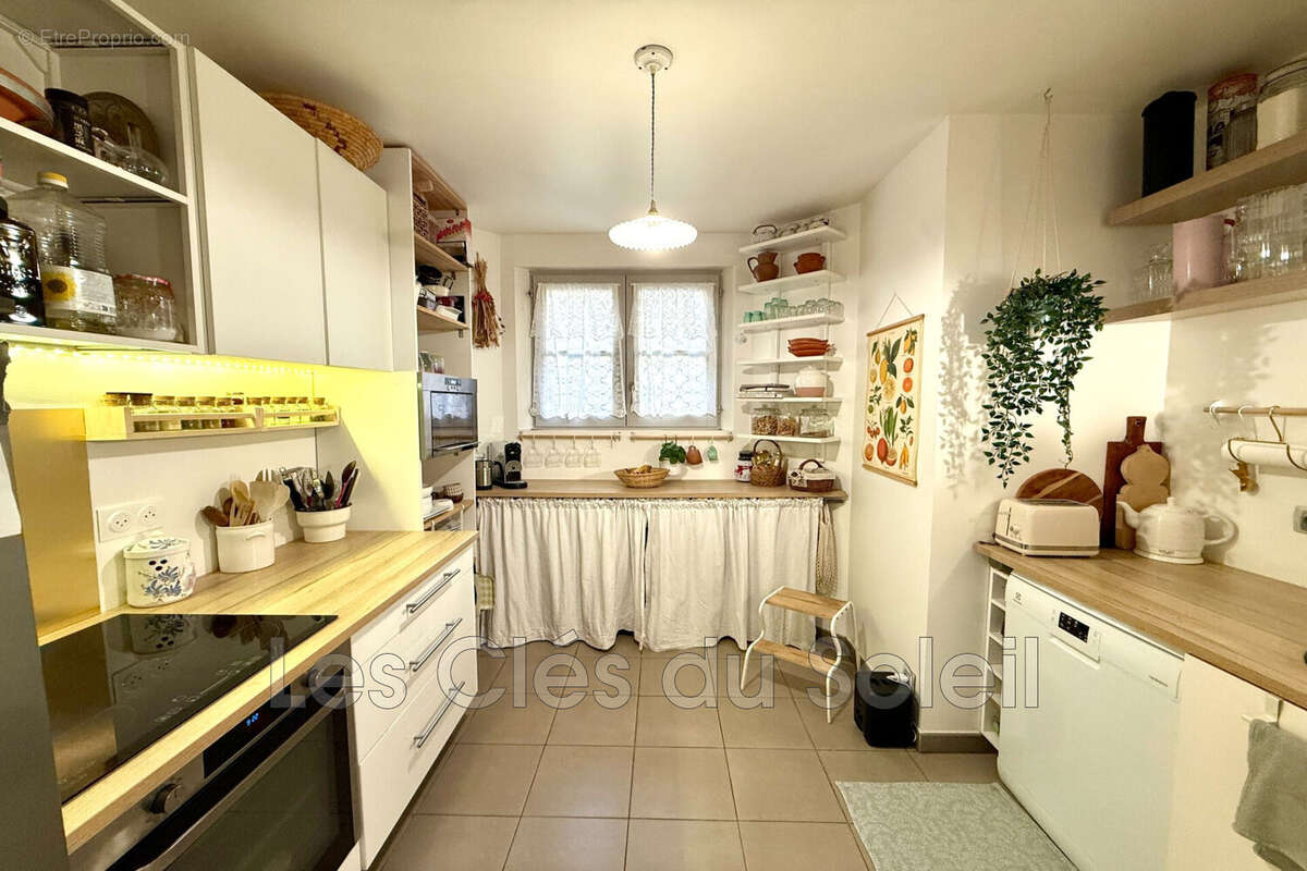 Appartement à HYERES