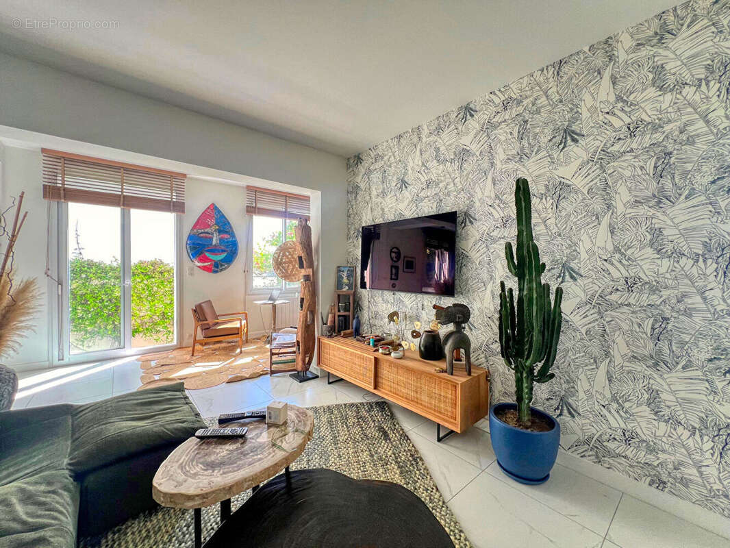 Royan - À 250 m de la plage du Chay - Magnifique appartement rénové avec soin - photo 4
