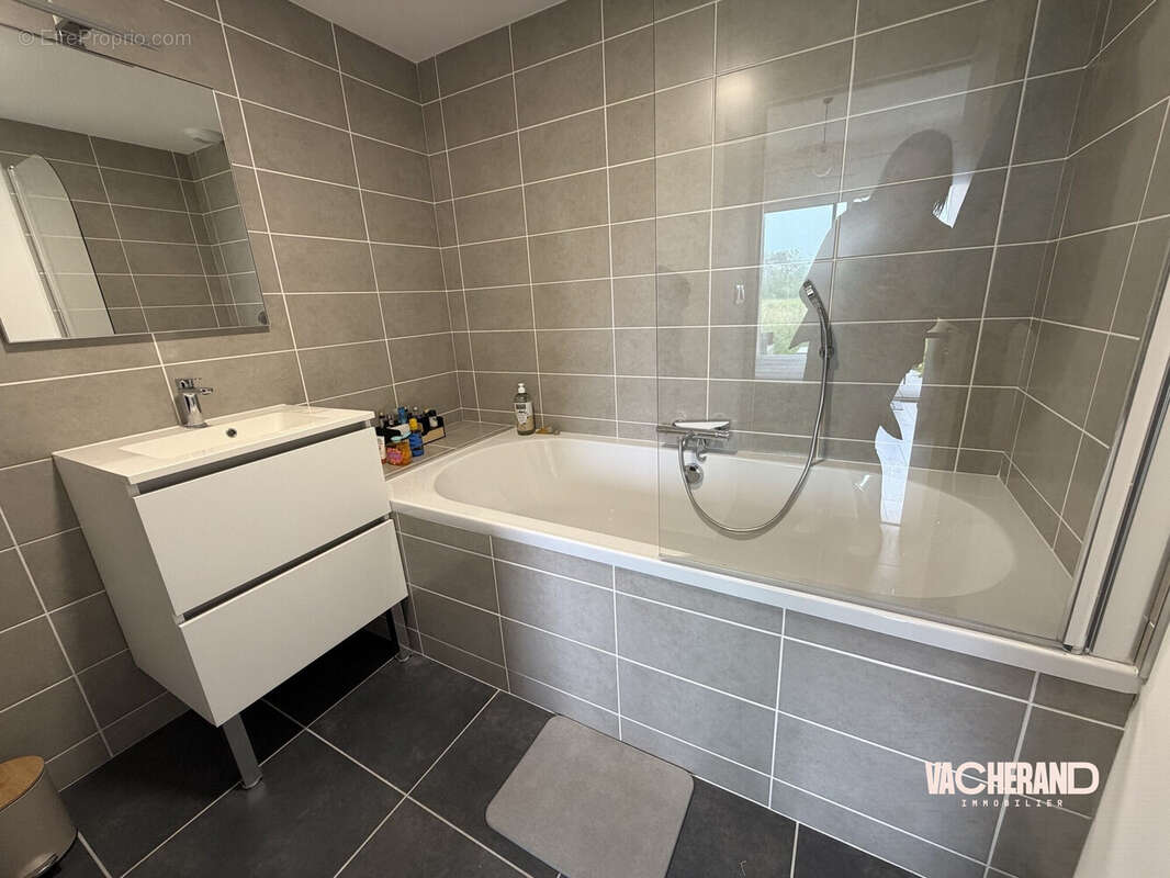 Appartement à CAMIERS