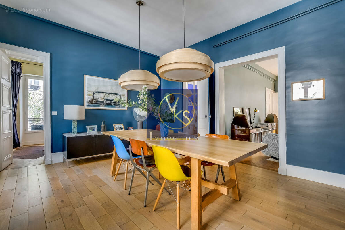 Appartement à PARIS-9E