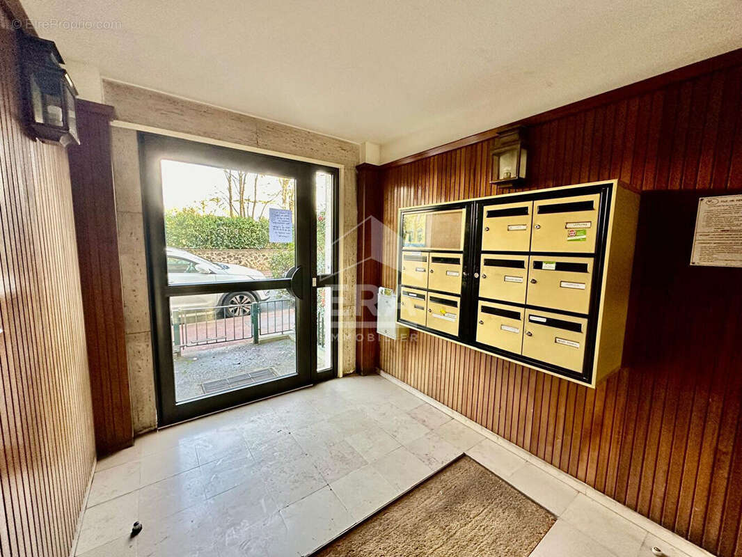 Appartement à LE VESINET