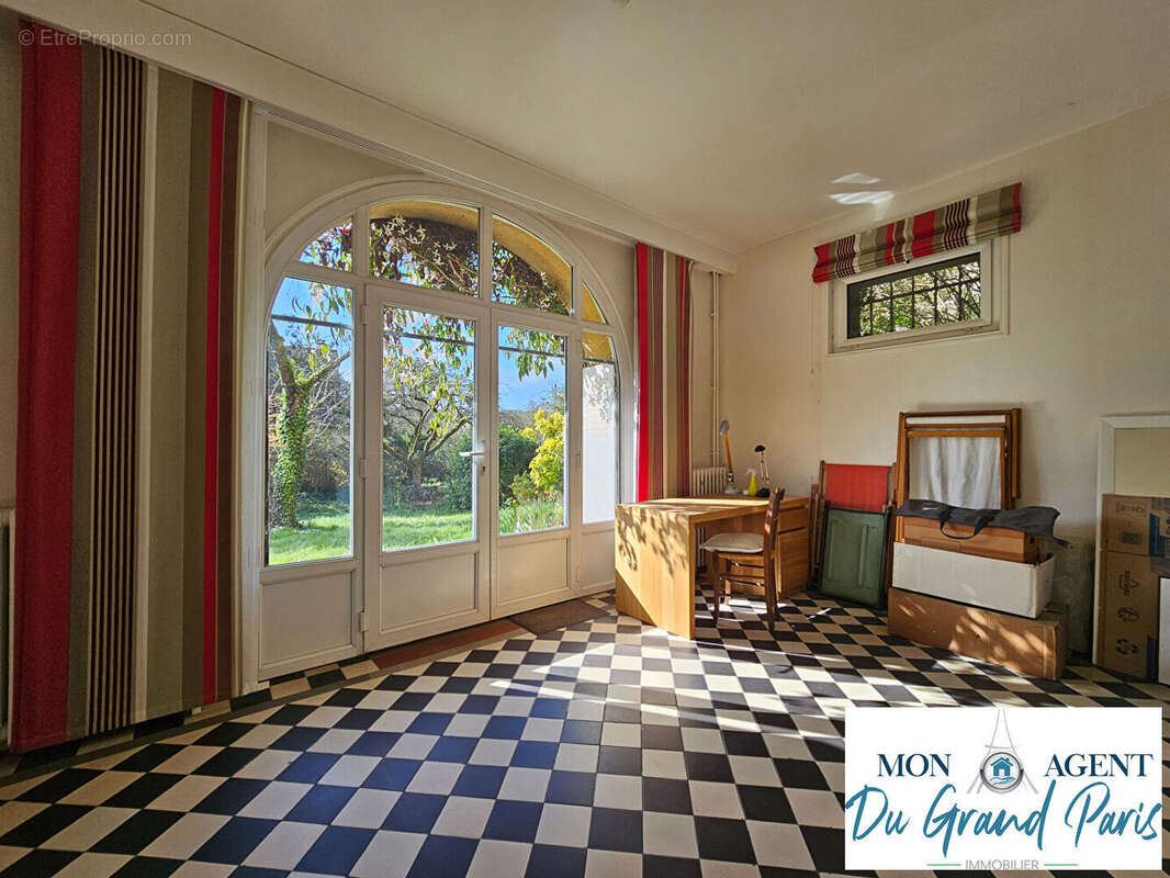 Maison à JOUY-EN-JOSAS