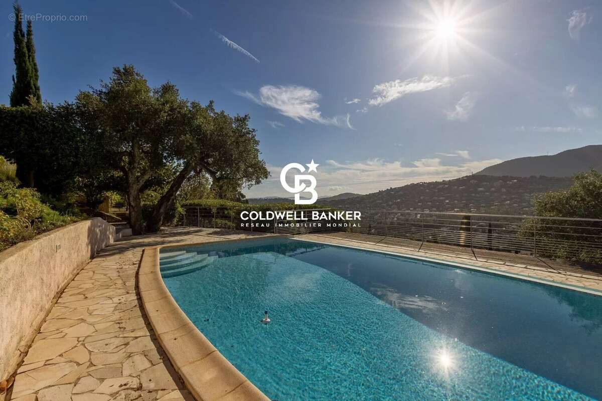 Maison à CAVALAIRE-SUR-MER