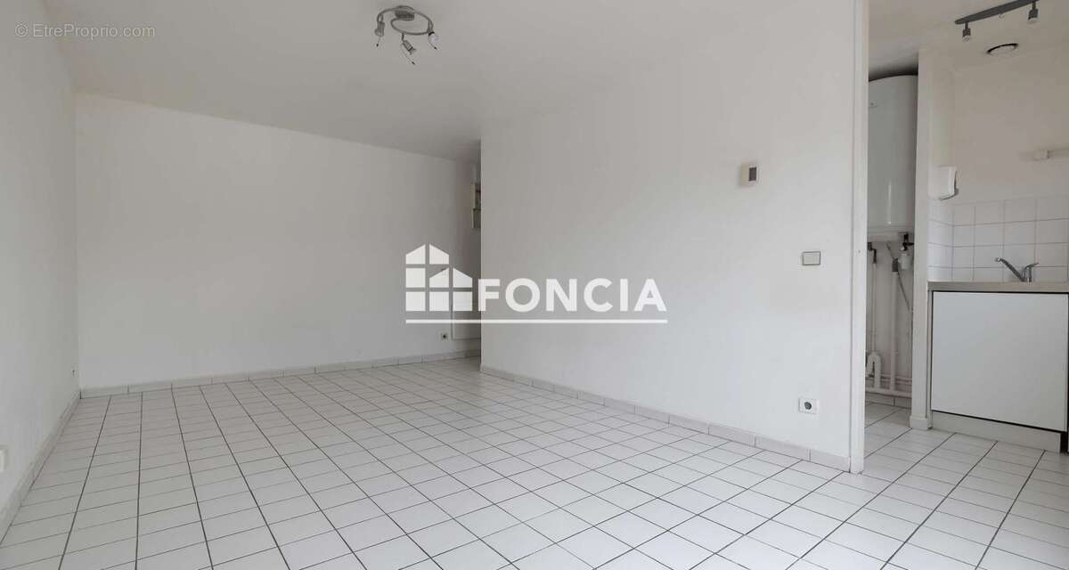 Appartement à DAMMARIE-LES-LYS