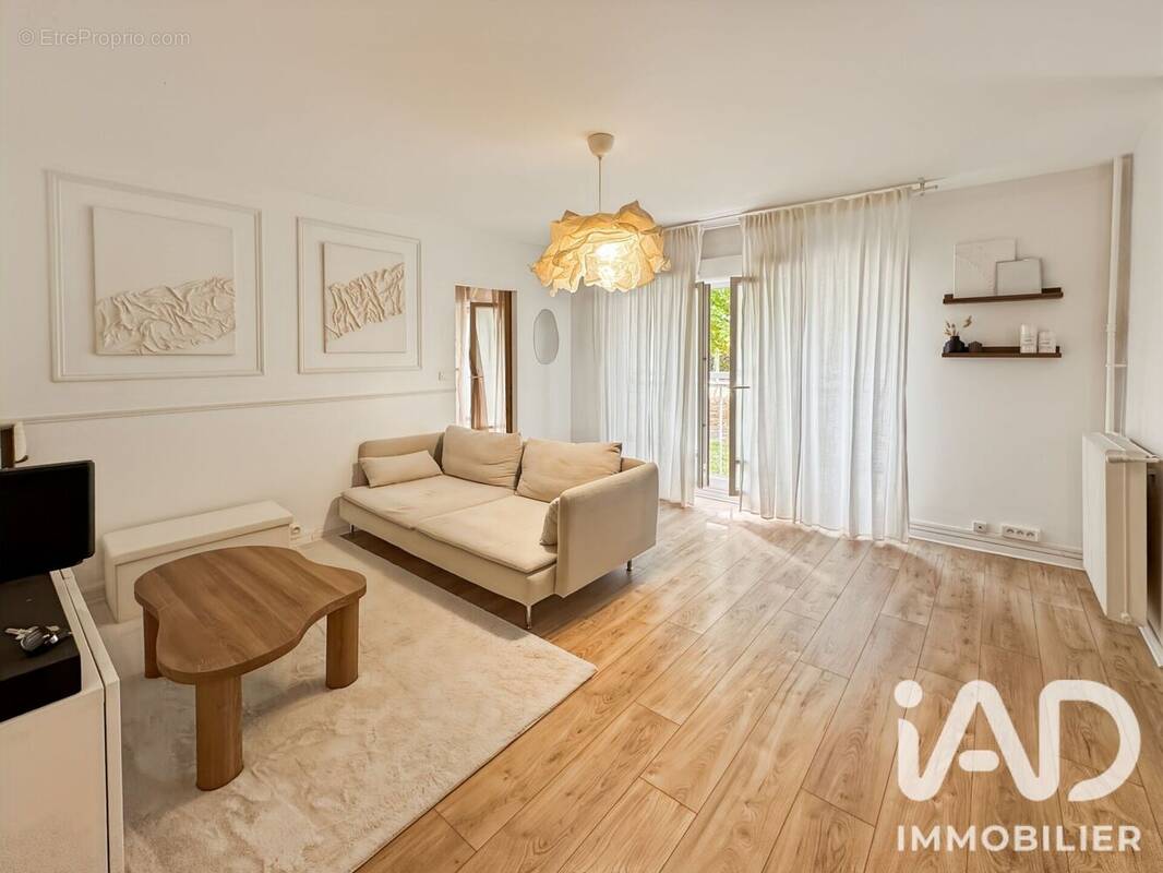 Photo 1 - Appartement à VILLEBON-SUR-YVETTE