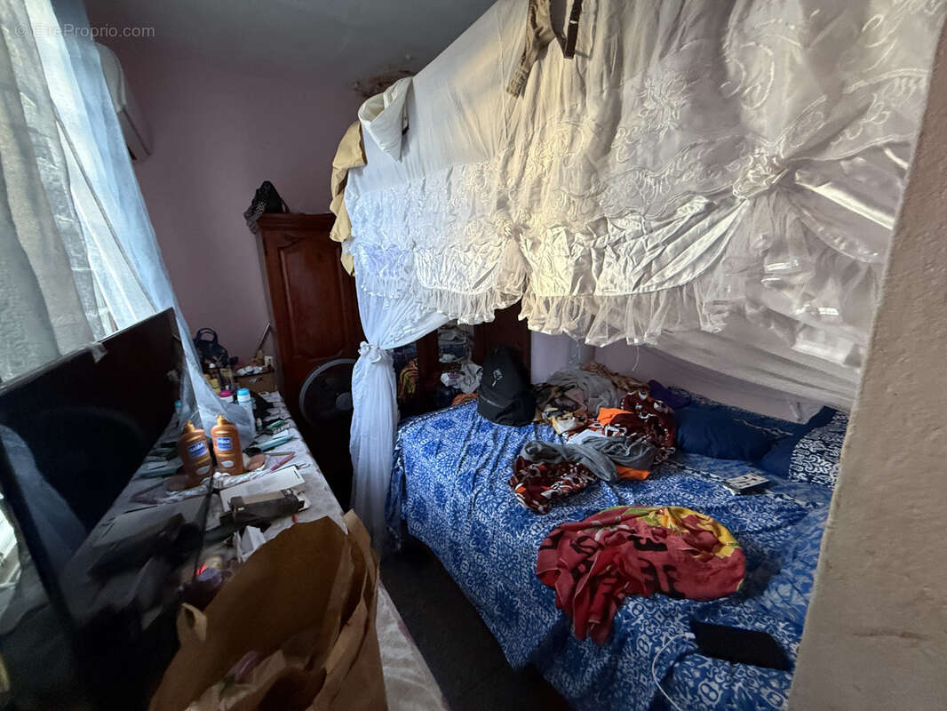 Maison à SAINTE-SUZANNE