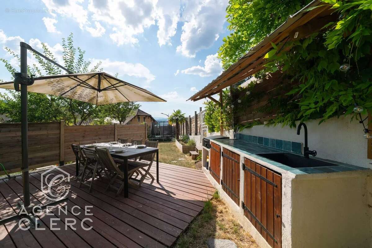 Appartement à VEYRIER-DU-LAC