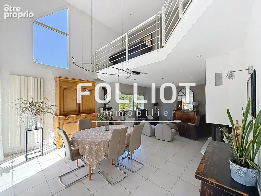 A VENDRE Maison Jullouville 5 pièce(s) 181 m2 - photo 9