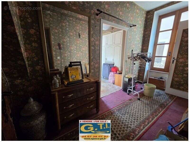 Maison à SAINT-CHINIAN