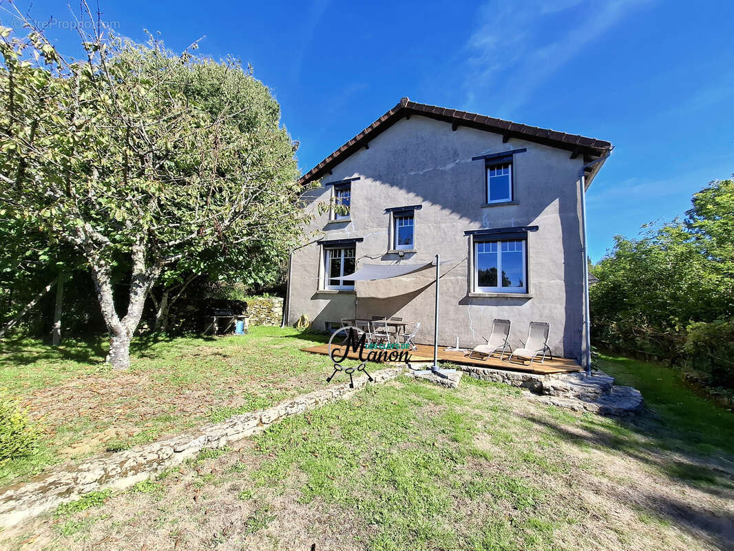 Maison à BERSAC-SUR-RIVALIER