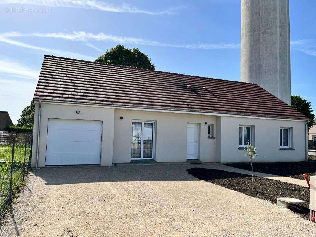 Maison à SAINVILLE