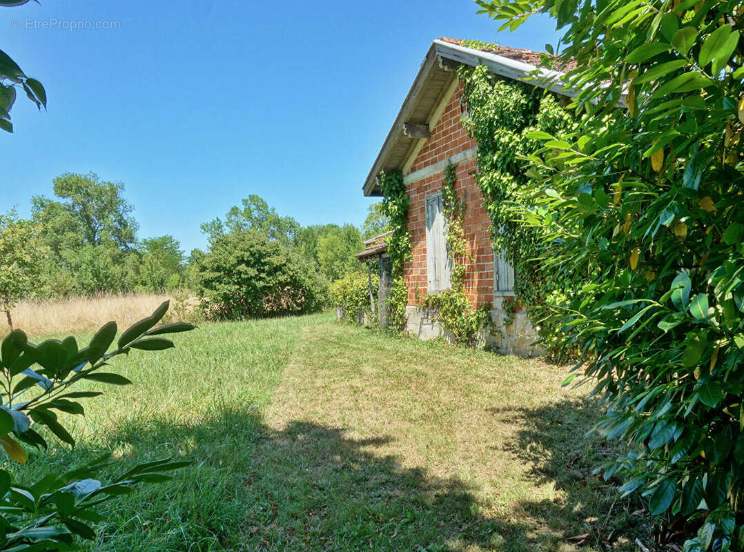 Maison à QUINSAC