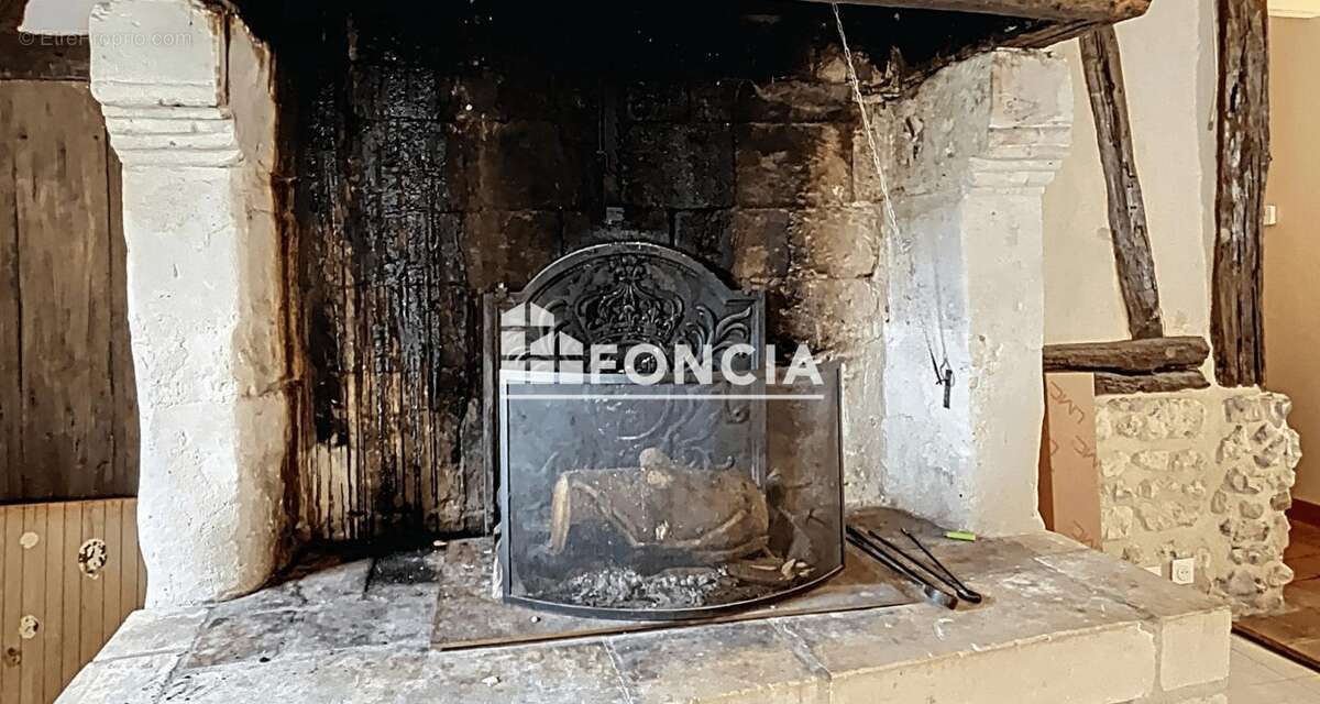 Maison à HERMIVAL-LES-VAUX