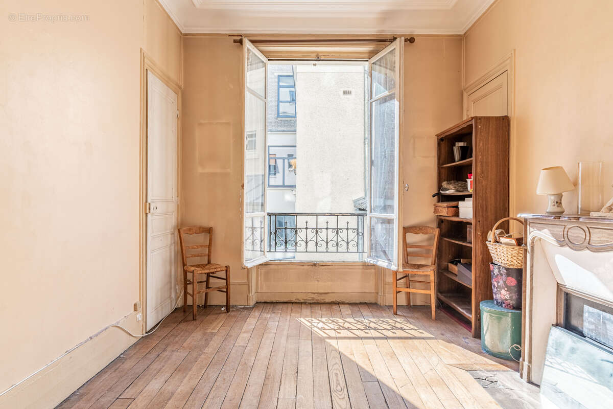 Appartement à PARIS-12E
