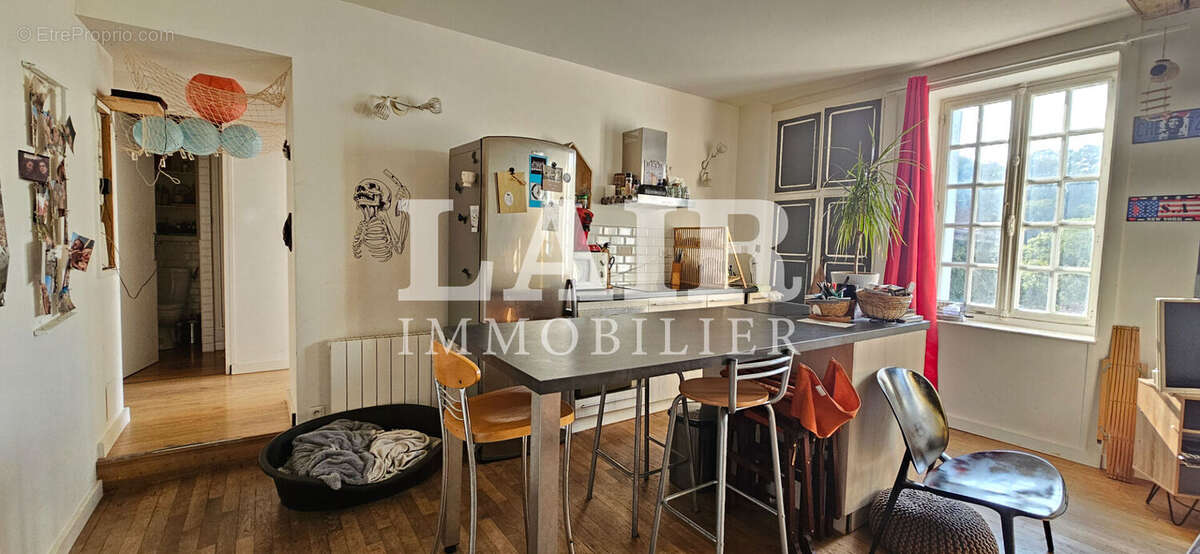 Maison à SAINT-CENERI-LE-GEREI