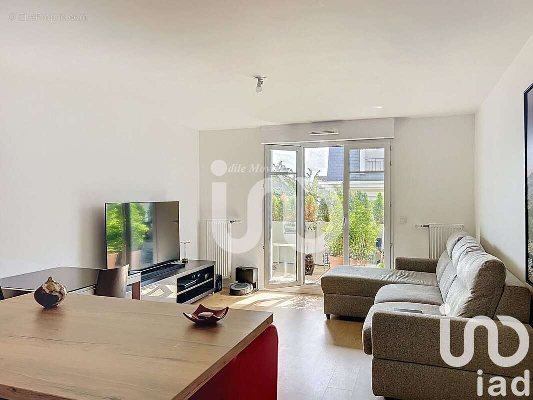 Photo 2 - Appartement à LE PLESSIS-BOUCHARD