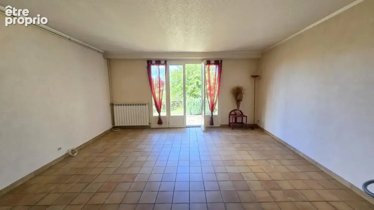 Maison Familiale de 9 chambres avec Grange et Jardin - Centre-Bourg - Calme et Tranquilité - photo 6