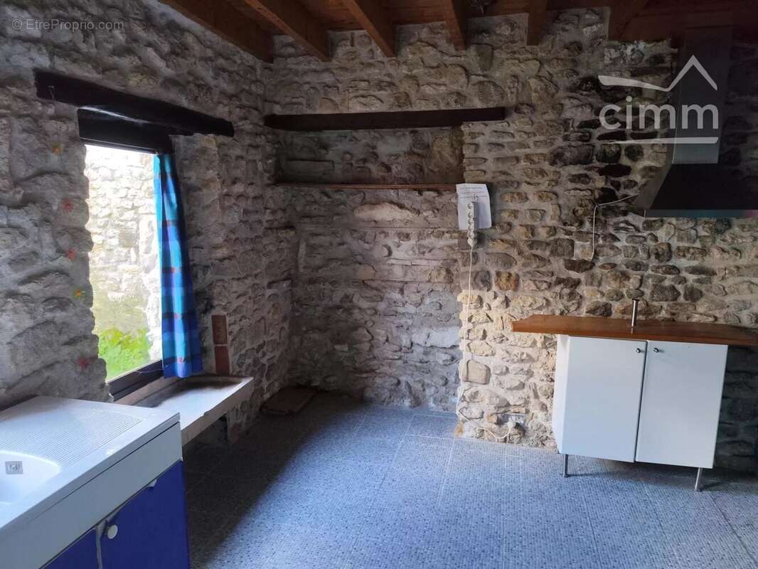 Maison à SACLAS