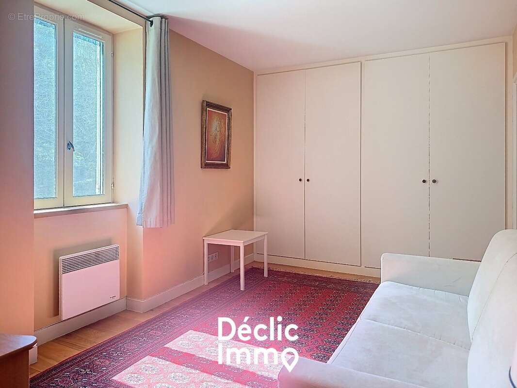 Appartement à LA COLLE-SUR-LOUP