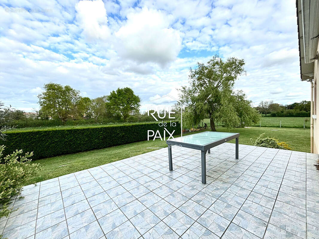 Maison à CHATILLON-SUR-THOUET