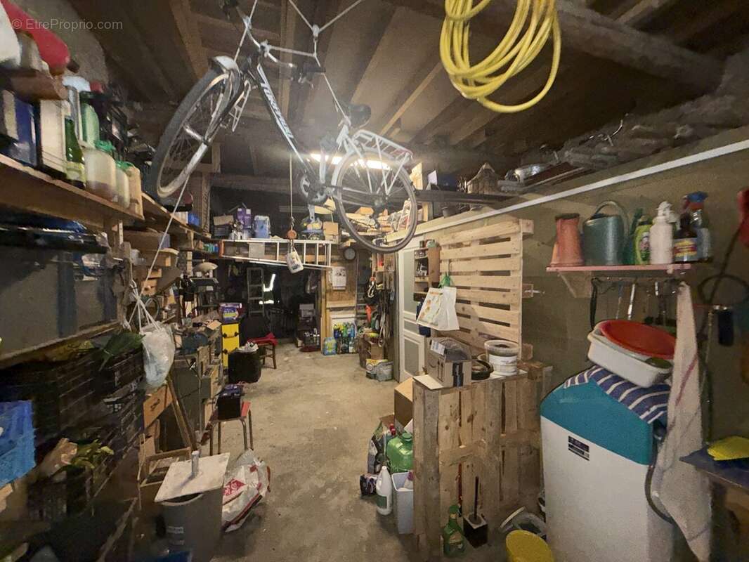 garage
