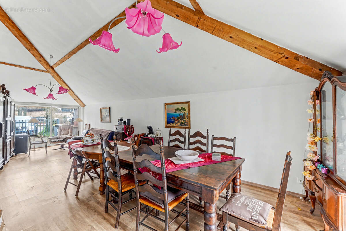 Maison à BAZIEGE