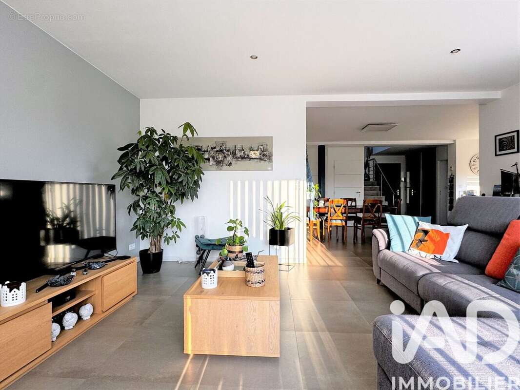 Photo 8 - Maison à MAROMME