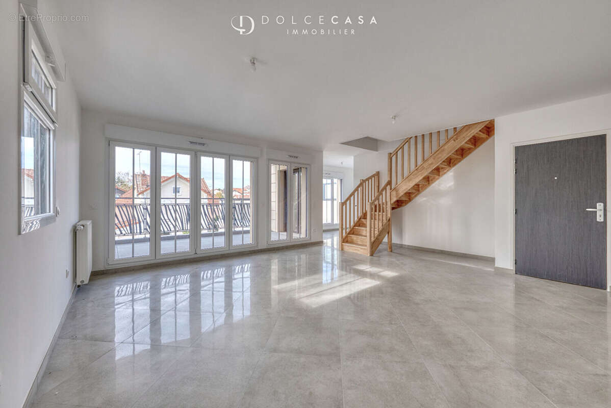 Appartement à LE PERREUX-SUR-MARNE