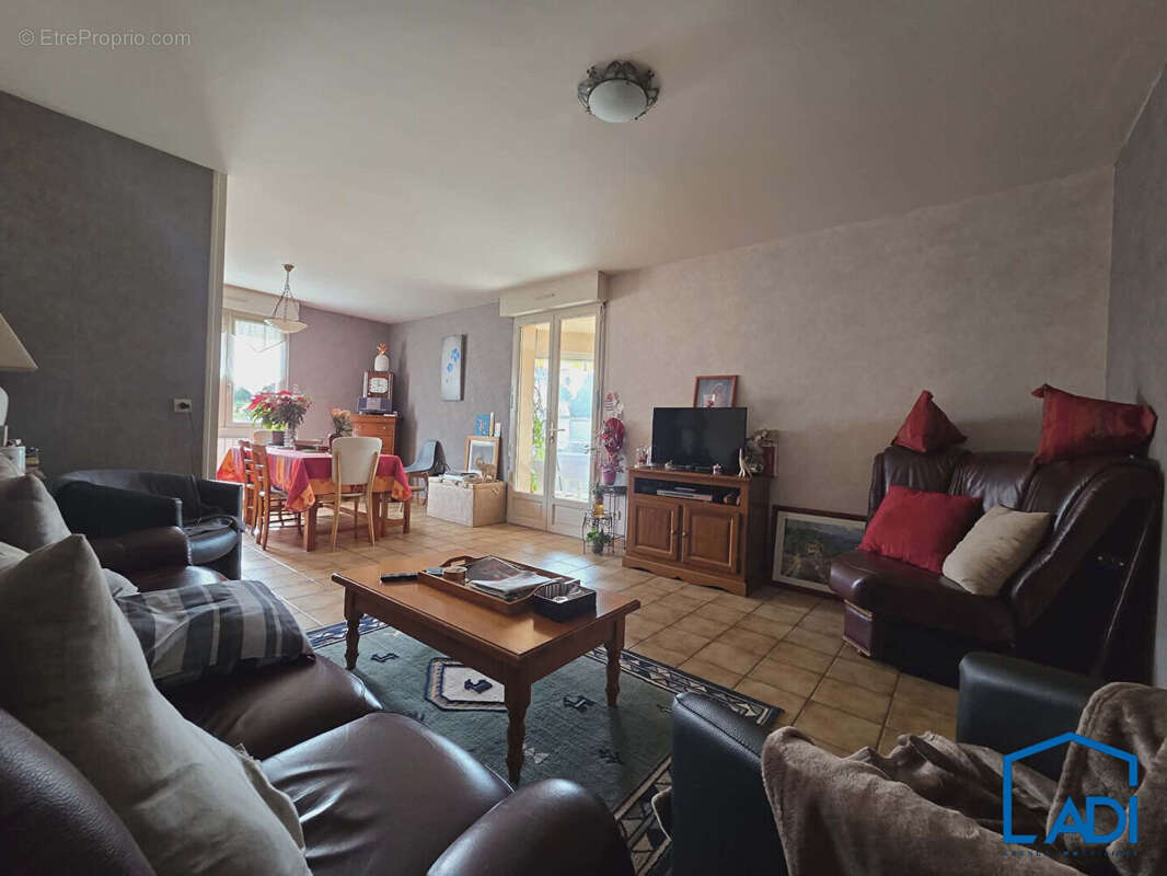 Appartement à SAINT-MAIXENT-L'ECOLE