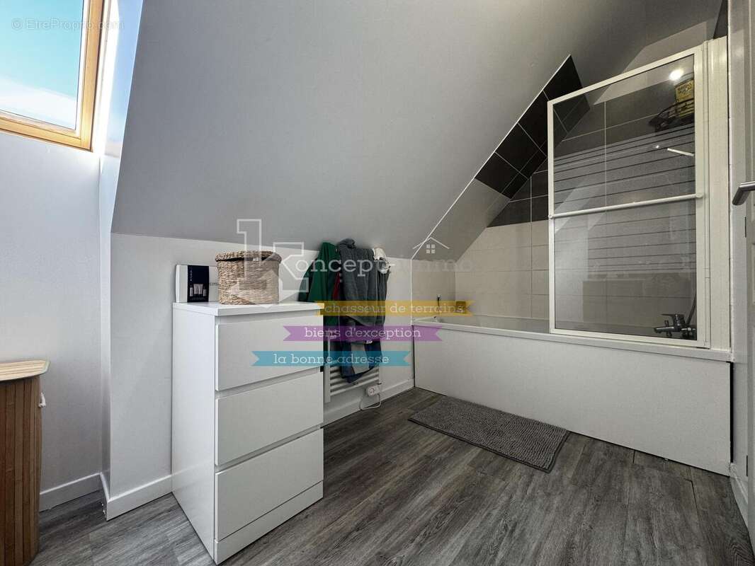 n°10 - Appartement à FONTAINE-SAINT-LUCIEN