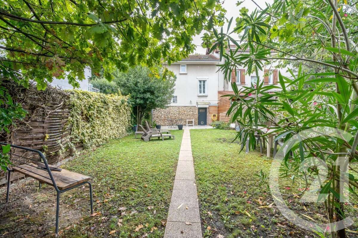 Maison à LAGNY-SUR-MARNE